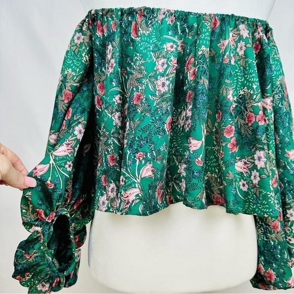 Missguided - Green Floral - Bell Sleeve- Off Shoulder Crop Top -Size 0 - Picture 5 of 8